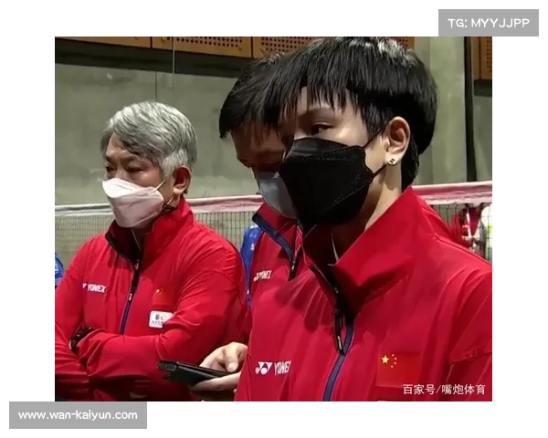 马里更衣室沉默背后 主帅展示银牌激励队员重整旗鼓 马里更衣室沉默背后 主帅展示银牌激励队员重整旗鼓